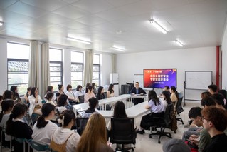 必赢举办应用心理学专...
